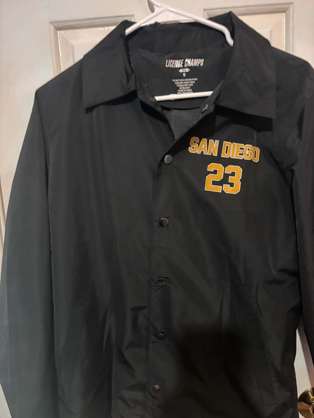 License Champs San Diego Padres Fernando Tatis Jr. 23 Coaches Jacket Size S - Picture 2 of 4